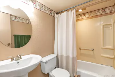 206 Arlington Street, Mineola, NY 11501 - Photo 18
