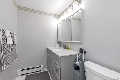 206 Arlington Street, Mineola, NY 11501 - Photo 14