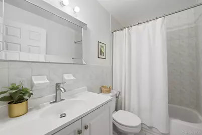 235 Bronx River Road, Yonkers, NY 10704 - Photo 16