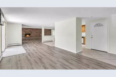 23 Campus Lane, Ronkonkoma, NY 11779 - Photo 6