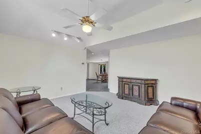 23 Campus Lane, Ronkonkoma, NY 11779 - Photo 28