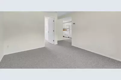 23 Campus Lane, Ronkonkoma, NY 11779 - Photo 34