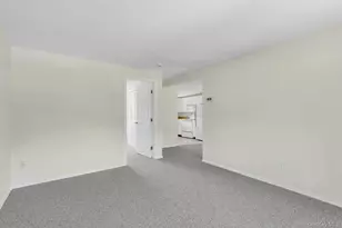 23 Campus Ln, Ronkonkoma, NY 11779 - Photo 34