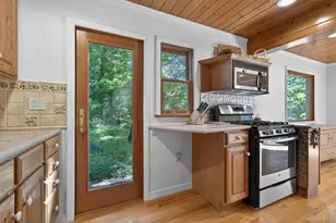 53 Wah Ta Wah Dr, Greenwood Lake, NY 10925 - Photo 16
