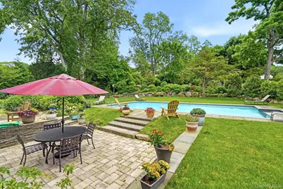 1 Pamela Lane, New Rochelle, NY 10804 - Photo 6