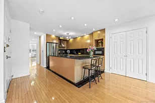 207-23 Darren Dr, Bayside, NY 11360 - Photo 4