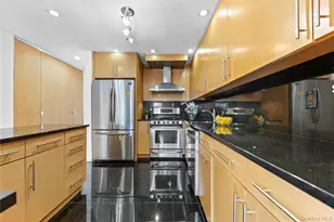 207-23 Darren Dr, Bayside, NY 11360 - Photo 6