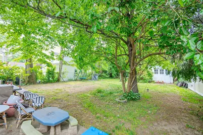 246 Oak Street, Bellmore, NY 11710 - Photo 34