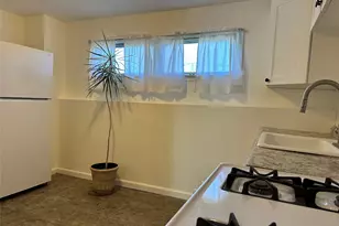 1502 St Louis Ave, Bay Shore, NY 11706 - Photo 2