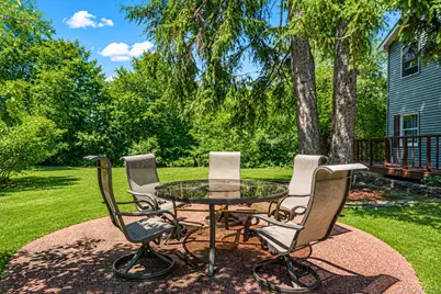 612 Blue Point Road, Holtsville, NY 11742 - Photo 40