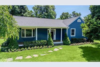 5 Soundview Drive, Rocky Point, NY 11778 - Photo 2