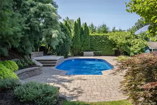5 Soundview Dr, Rocky Point, NY 11778 - Photo 8