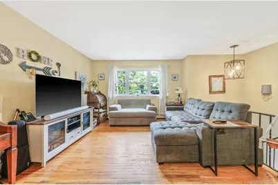 4 Dogwood Avenue, Farmingville, NY 11738 - Photo 12