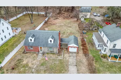 34 Old Bedford Road, Goldens Bridge, NY 10526 - Photo 2