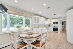 65 Shoreham Dr E, Dix Hills, NY 11746 - Photo 22