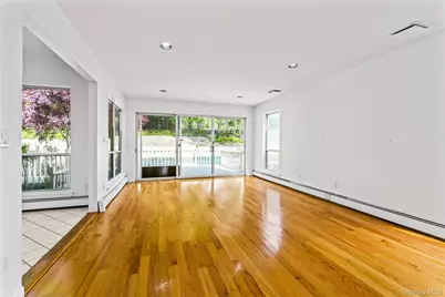 126 Bagatelle Road, Melville, NY 11747 - Photo 10