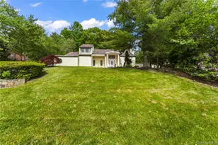 126 Bagatelle Rd, Melville, NY 11747 - Photo 4