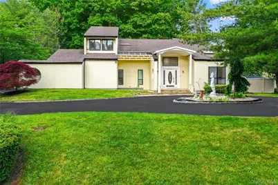 126 Bagatelle Road, Melville, NY 11747 - Photo 2