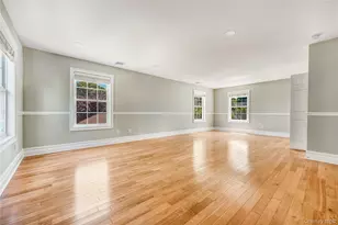 20 Woods Pl, Rockville Centre, NY 11570 - Photo 22