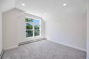 77 Carlton Ave, Mastic, NY 11950 - Photo 36