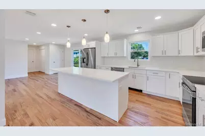 77 Carlton Avenue, Mastic, NY 11950 - Photo 20