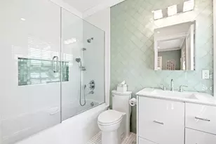 55 Plymouth Rd, Manhasset, NY 11030 - Photo 24