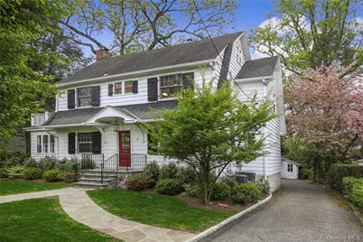 4 Sage Terrace, Scarsdale, NY 10583 - Photo 2