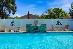 732 S 5th St, Lindenhurst, NY 11757 - Photo 44