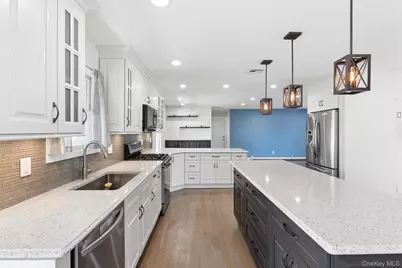 161 Barbara Road, Bellmore, NY 11710 - Photo 6