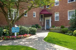 9 Bryant Crescent, White Plains, NY 10605 - Photo 4
