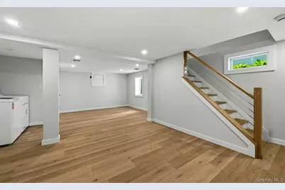 134 Murray Avenue, Port Washington, NY 11050 - Photo 16