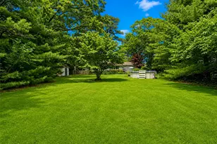816 Blair St, Bohemia, NY 11716 - Photo 26