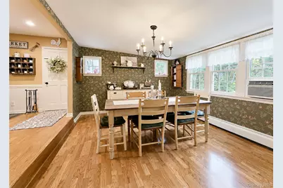 816 Blair Street, Bohemia, NY 11716 - Photo 12