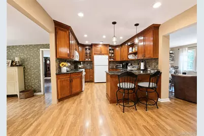 816 Blair Street, Bohemia, NY 11716 - Photo 6