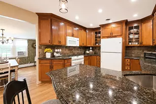 816 Blair St, Bohemia, NY 11716 - Photo 8