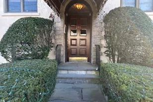 240 Alpine Pl, Eastchester, NY 10707 - Photo 2