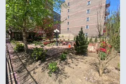 8111 45th Avenue #5C, Elmhurst, NY 11373 - Photo 4
