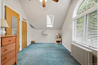 71 E 17th Street, Huntington Station, NY 11746 - Photo 18