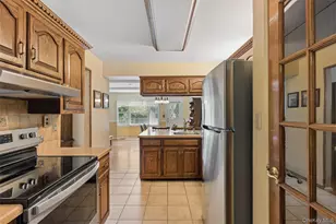 602 Syracuse Ave, Massapequa, NY 11758 - Photo 4