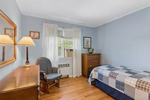 602 Syracuse Ave, Massapequa, NY 11758 - Photo 16