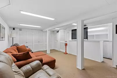 602 Syracuse Avenue, Massapequa, NY 11758 - Photo 24