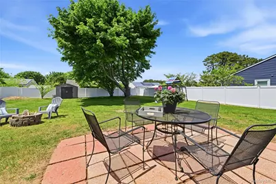 30 Mercury Avenue, Patchogue, NY 11772 - Photo 24