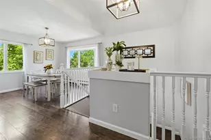 30 Mercury Ave, Patchogue, NY 11772 - Photo 10