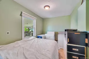 156 Shelter Ln, Levittown, NY 11756 - Photo 12