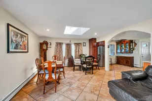 156 Shelter Ln, Levittown, NY 11756 - Photo 6