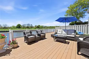 2890 Clubhouse Rd, Merrick, NY 11566 - Photo 28