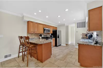 7 Pellbridge Drive, Hopewell Junction, NY 12533 - Photo 12