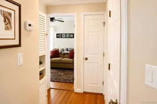 13 Gerald Ave, Hicksville, NY 11801 - Photo 6