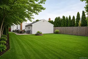 13 Gerald Ave, Hicksville, NY 11801 - Photo 16