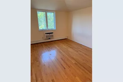 6152 170th Street, Fresh Meadows, NY 11365 - Photo 4